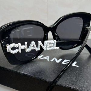 NWT?CHANEL SUN TINTED GLASSES